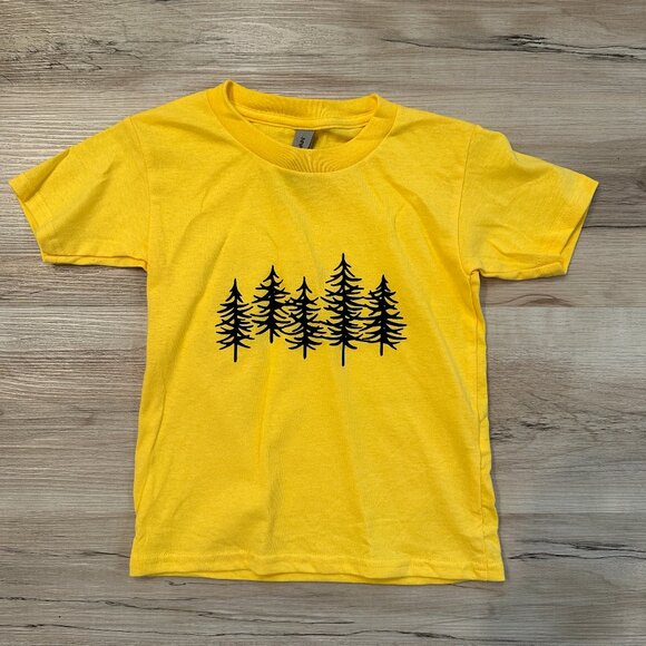 Child's Yellow T-shirt With Handmade Vinyl Tree Graphics - Size 4T Unisex - Picture 1 of 3